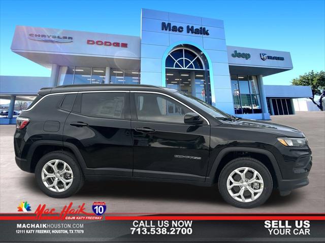 2024 Jeep Compass COMPASS LATITUDE 4X4