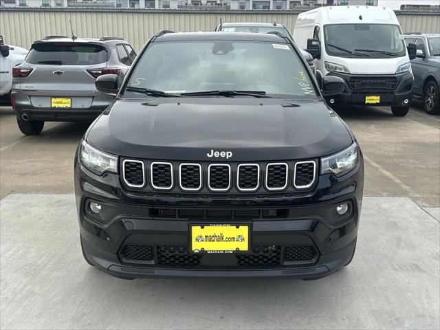 2024 Jeep Compass COMPASS LATITUDE 4X4