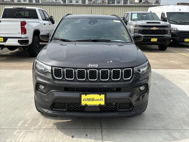 2024 Jeep Compass COMPASS LATITUDE 4X4