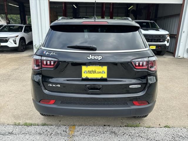 2024 Jeep Compass COMPASS LATITUDE 4X4