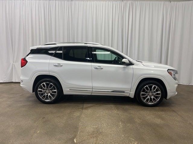 2023 GMC Terrain AWD Denali