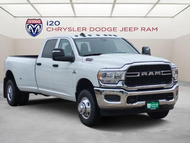 2024 RAM Ram 3500 RAM 3500 TRADESMAN CREW CAB 4X4 8 BOX