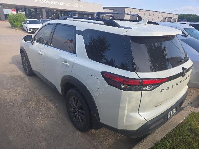 2022 Nissan Pathfinder SV 2WD
