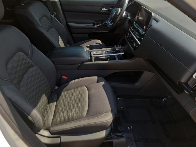 2022 Nissan Pathfinder SV 2WD