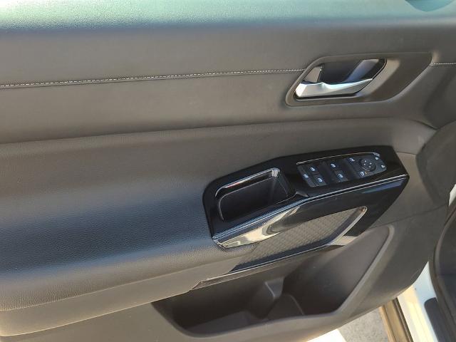 2022 Nissan Pathfinder SV 2WD