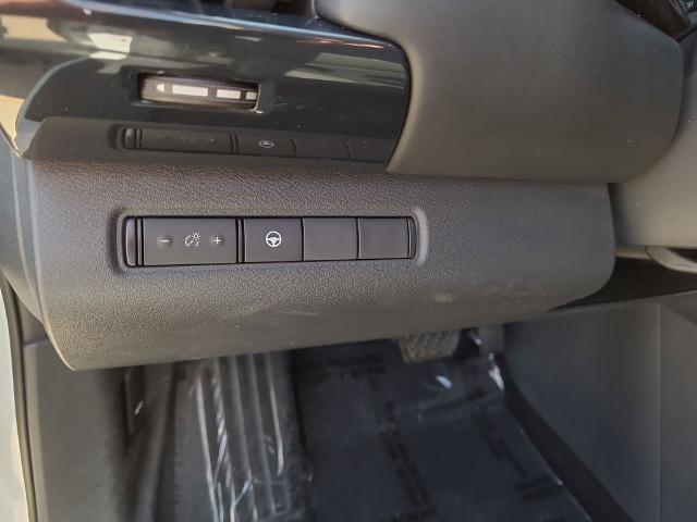 2022 Nissan Pathfinder SV 2WD