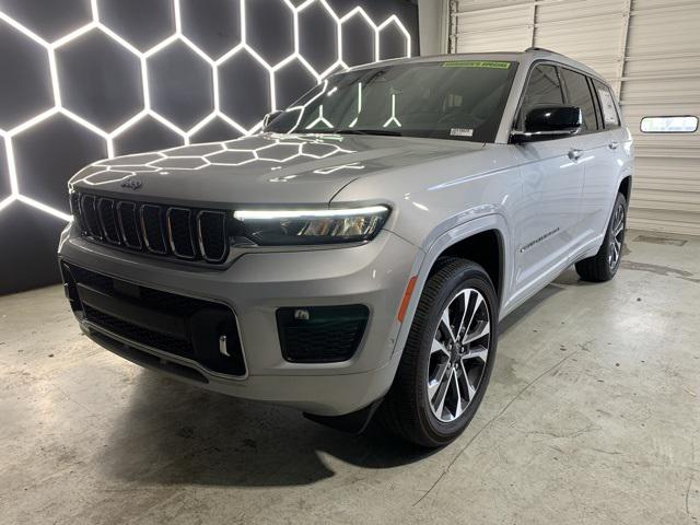 2024 Jeep Grand Cherokee GRAND CHEROKEE L OVERLAND 4X4