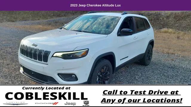 2023 Jeep Cherokee Altitude Lux 4x4