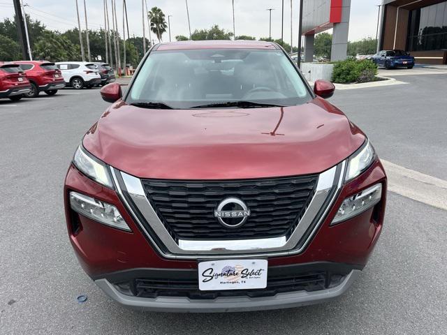 2022 Nissan Rogue SV FWD