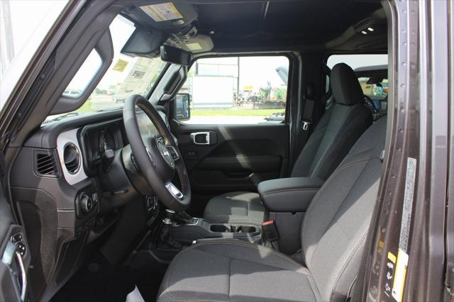2024 Jeep Wrangler 4-Door Sahara 4x4