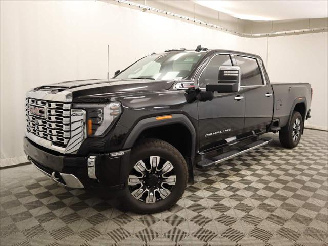 2024 GMC Sierra 3500HD 4WD Crew Cab Standard Bed Denali