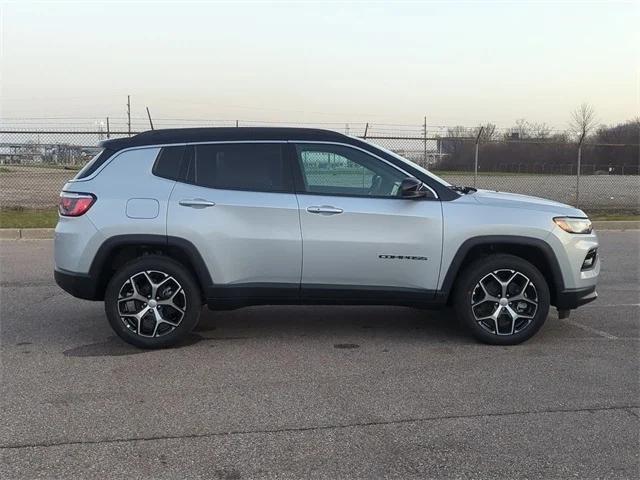 2024 Jeep Compass COMPASS LIMITED 4X4