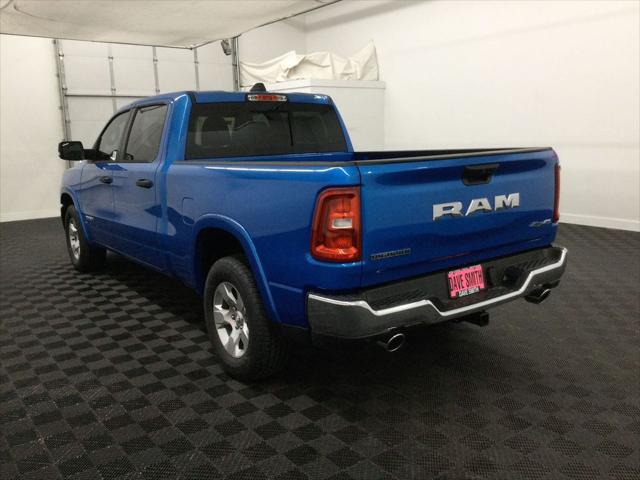 2025 RAM Ram 1500 RAM 1500 BIG HORN CREW CAB 4X4 64 BOX