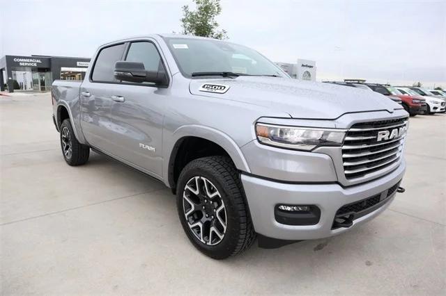 2025 RAM Ram 1500 RAM 1500 LARAMIE CREW CAB 4X4 57 BOX