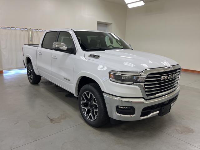 2025 RAM Ram 1500 RAM 1500 LARAMIE CREW CAB 4X4 57 BOX