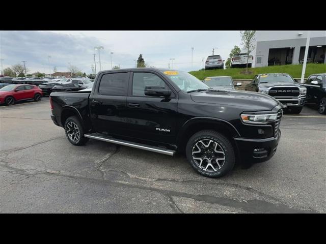 2025 RAM Ram 1500 RAM 1500 LARAMIE CREW CAB 4X4 57 BOX