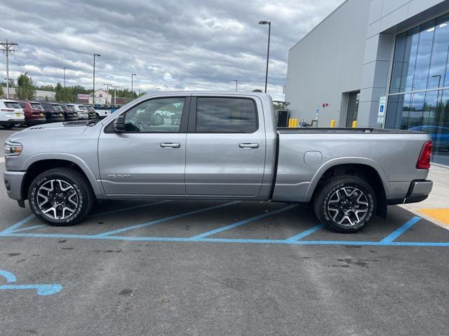 2025 RAM Ram 1500 RAM 1500 LARAMIE CREW CAB 4X4 64 BOX