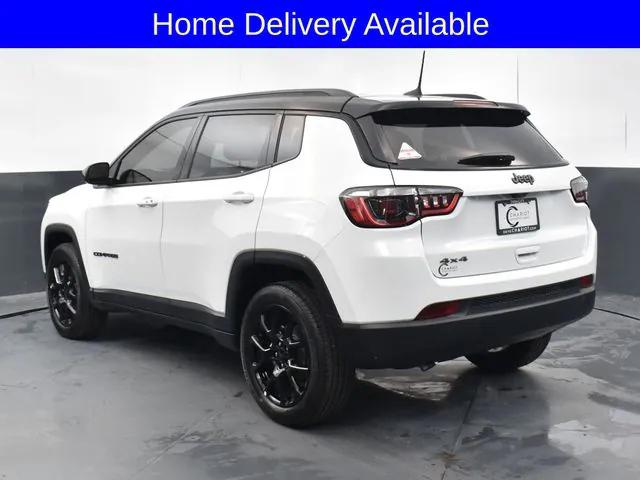 2024 Jeep Compass COMPASS LATITUDE 4X4