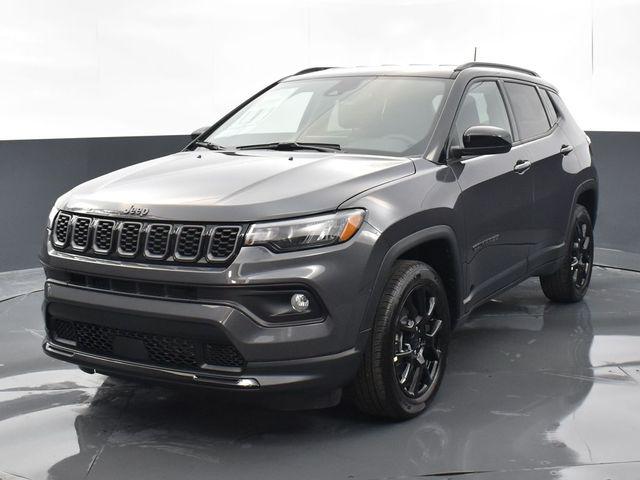 2024 Jeep Compass COMPASS LATITUDE 4X4