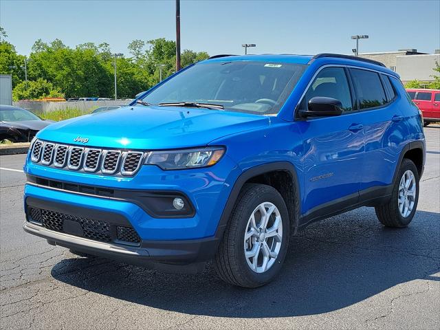 2024 Jeep Compass COMPASS LATITUDE 4X4