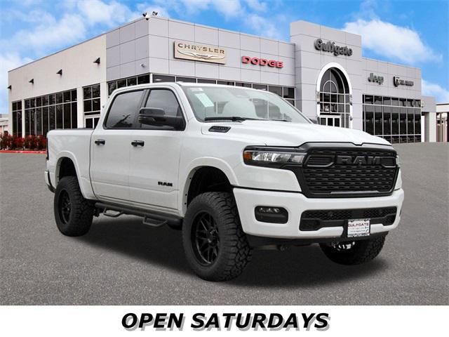 2025 RAM Ram 1500 RAM 1500 LONE STAR CREW CAB 4X4 57 BOX