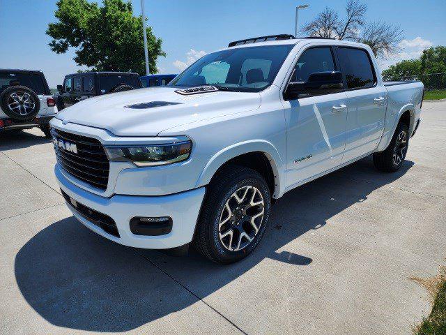 2025 RAM Ram 1500 RAM 1500 LARAMIE CREW CAB 4X4 57 BOX