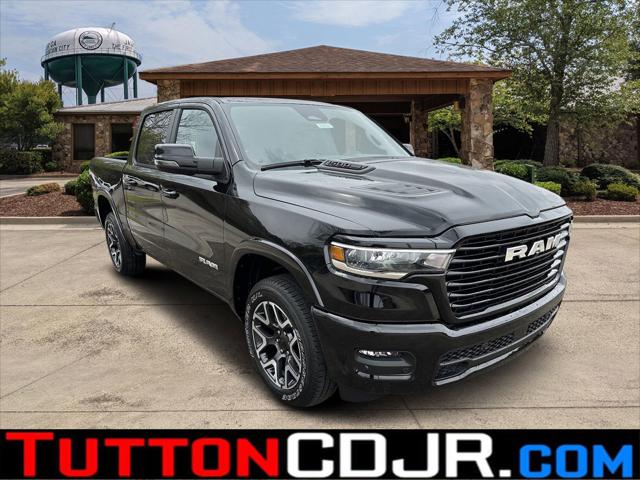 2025 RAM Ram 1500 RAM 1500 LARAMIE CREW CAB 4X4 57 BOX