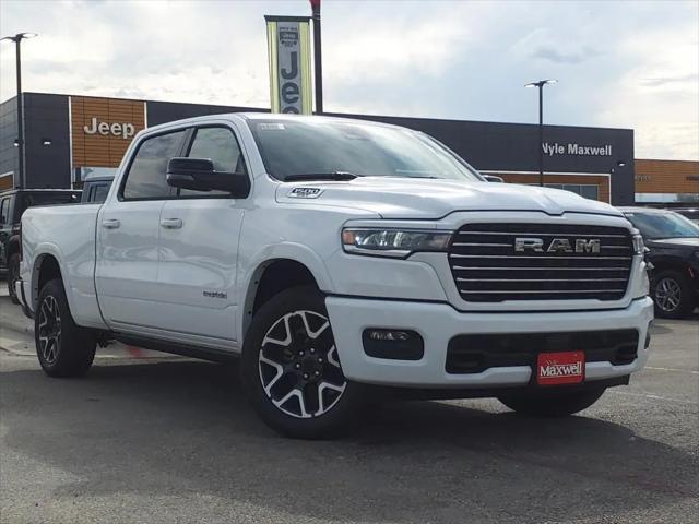 2025 RAM Ram 1500 RAM 1500 LARAMIE CREW CAB 4X4 57 BOX