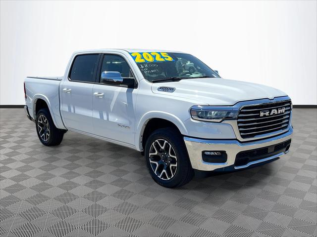 2025 RAM Ram 1500 RAM 1500 LARAMIE CREW CAB 4X4 57 BOX