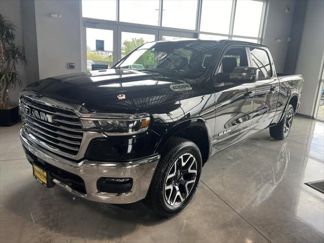 2025 RAM Ram 1500 RAM 1500 LARAMIE CREW CAB 4X4 64 BOX