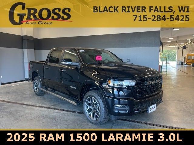 2025 RAM Ram 1500 RAM 1500 LARAMIE CREW CAB 4X4 57 BOX