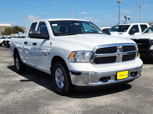 2023 RAM Ram 1500 Classic RAM 1500 CLASSIC TRADESMAN QUAD CAB 4X4 64 BOX