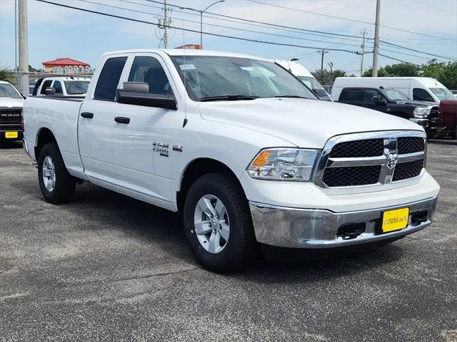 2023 RAM Ram 1500 Classic RAM 1500 CLASSIC TRADESMAN QUAD CAB 4X4 64 BOX