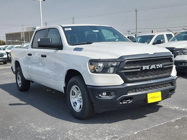 2023 RAM Ram 1500 RAM 1500 TRADESMAN CREW CAB 4X4 64 BOX