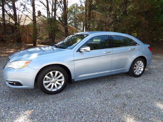2013 Chrysler 200 Limited 2013 Chrysler 200 Limited