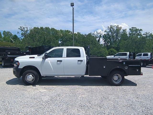 2024 RAM Ram 3500 Chassis Cab RAM 3500 TRADESMAN CREW CAB CHASSIS 4X4 60 CA