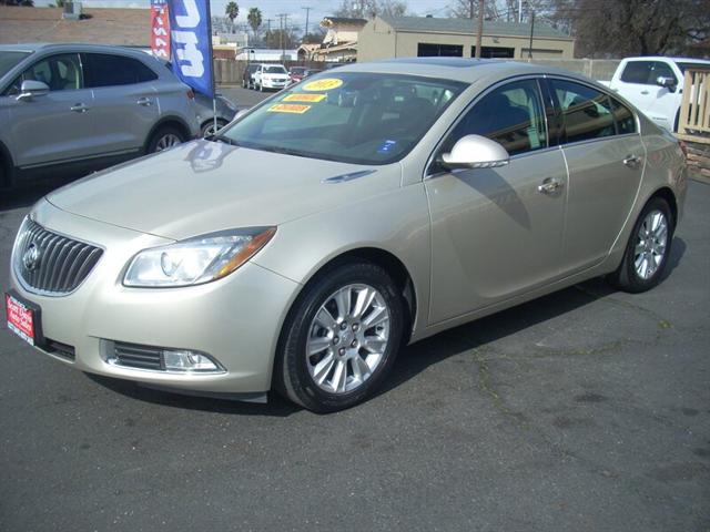 2013 Buick Regal Premium 2