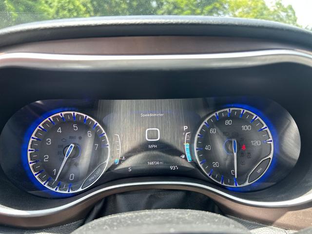 2017 Chrysler Pacifica Touring-L Plus