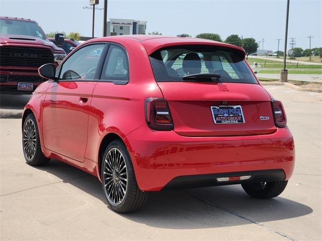 2024 Fiat FIAT 500e 500e INSPI(RED)