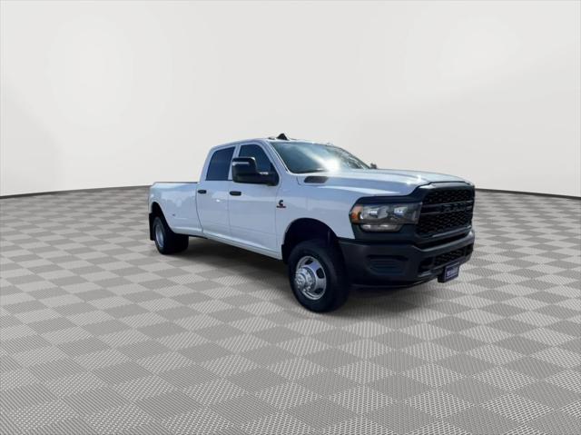 2024 RAM Ram 3500 RAM 3500 TRADESMAN CREW CAB 4X4 8 BOX