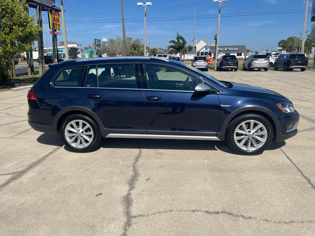 2017 Volkswagen Golf Alltrack TSI SE