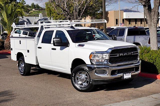 2023 RAM Ram 2500 RAM 2500 TRADESMAN CREW CAB 4X4 8 BOX