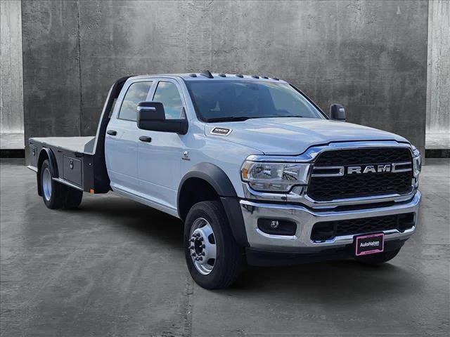 2024 RAM Ram 5500 Chassis Cab RAM 5500 TRADESMAN CHASSIS CREW CAB 4X4 84 CA