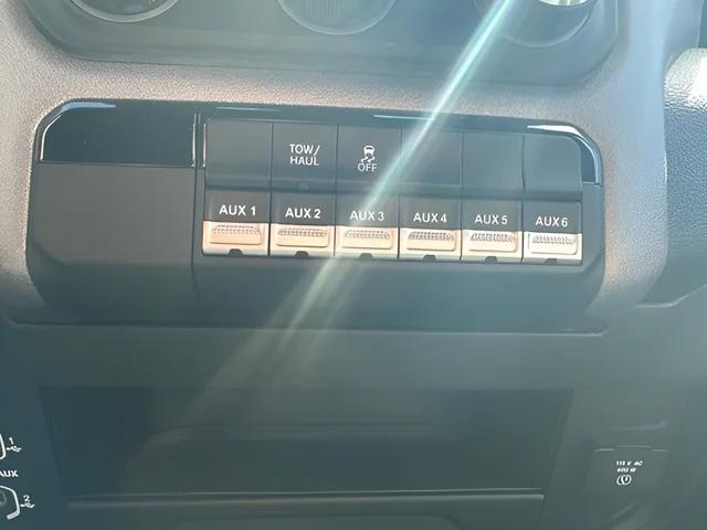 2024 Ram 2500 Tradesman Regular Cab 4x4 8' Box