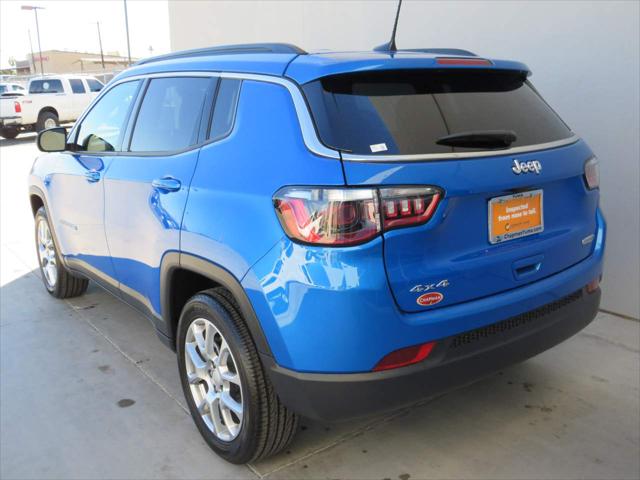 2023 Jeep Compass Latitude Lux FWD