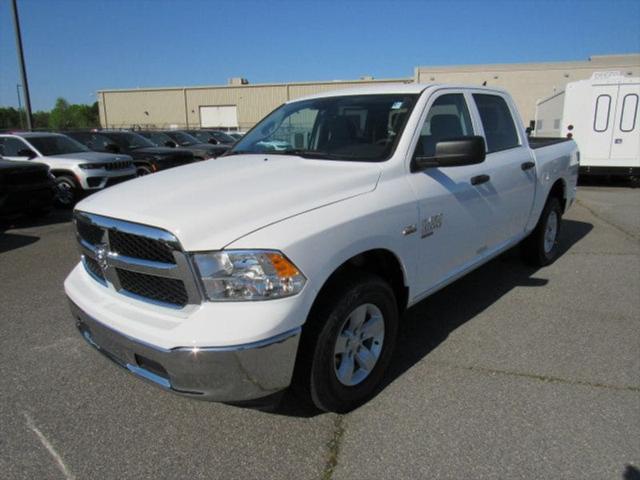 2024 RAM Ram 1500 Classic RAM 1500 CLASSIC TRADESMAN CREW CAB 4X4 57 BOX