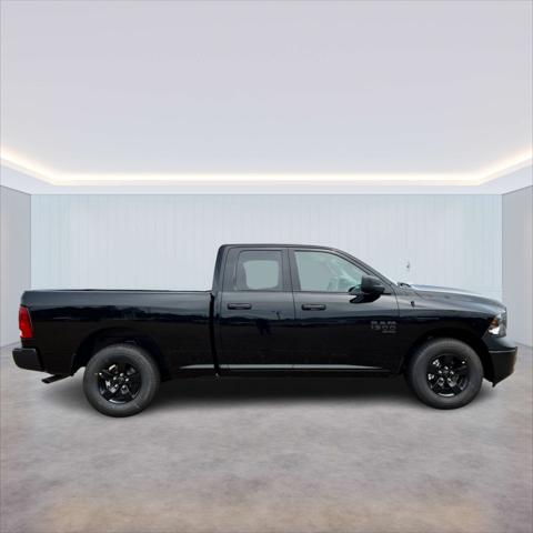 2024 RAM Ram 1500 Classic RAM 1500 CLASSIC TRADESMAN QUAD CAB 4X2 64 BOX