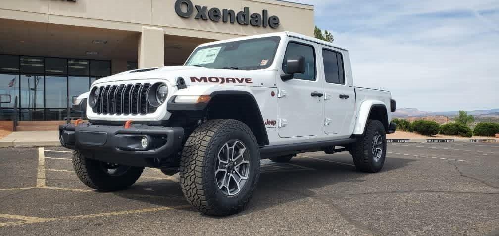 2024 Jeep Gladiator GLADIATOR MOJAVE X 4X4