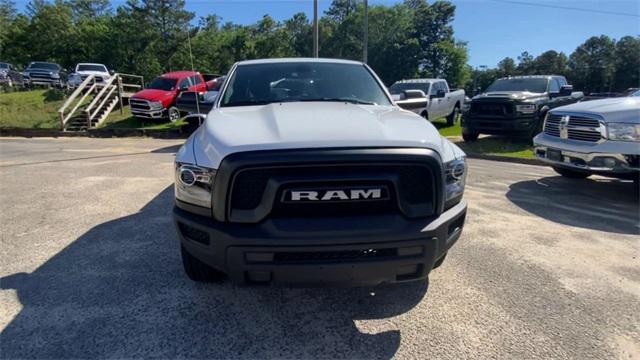 2024 RAM Ram 1500 Classic RAM 1500 CLASSIC WARLOCK QUAD CAB 4X4 64 BOX