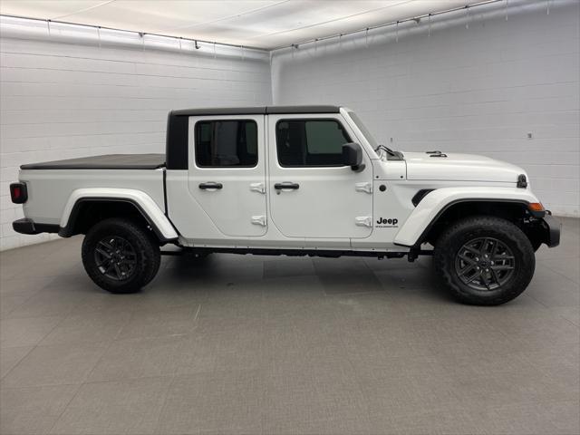 2024 Jeep Gladiator GLADIATOR SPORT S 4X4